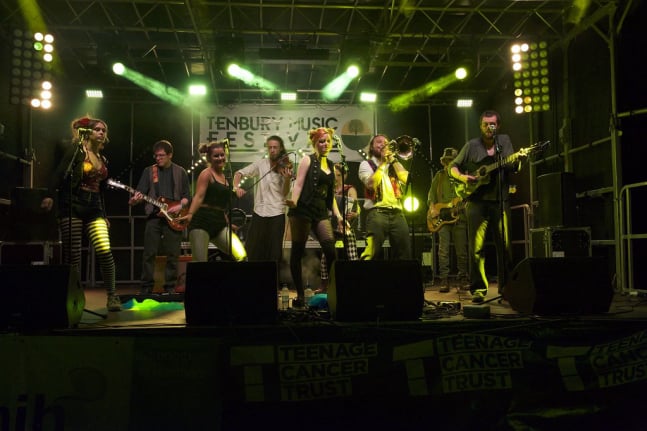 the roustabouts collective